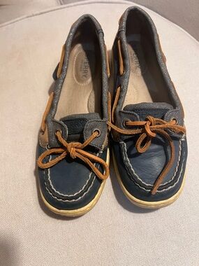 Woman’s Sperrys